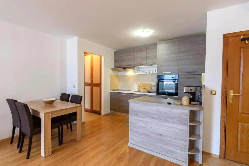 Bansko Ski & Relax Apartment ブルガリア